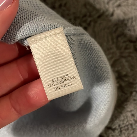 Banana Republic crewneck sweater - Picture 7 of 8